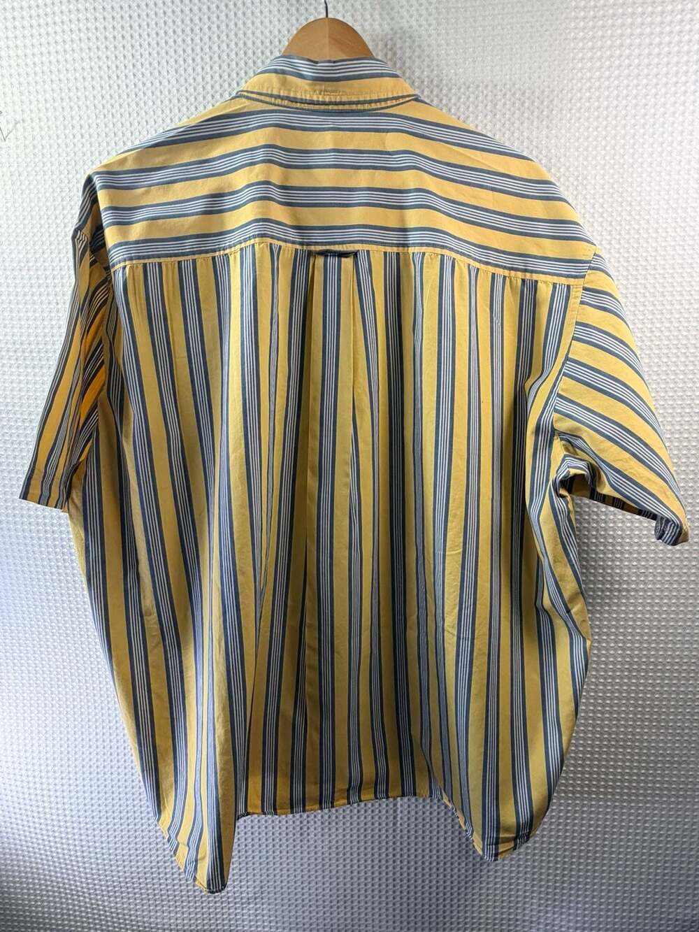 London Fog Short Sleeve Button-Down Shirt, Yellow and Blue Striped, 100% Cotton - Picture 3 of 6